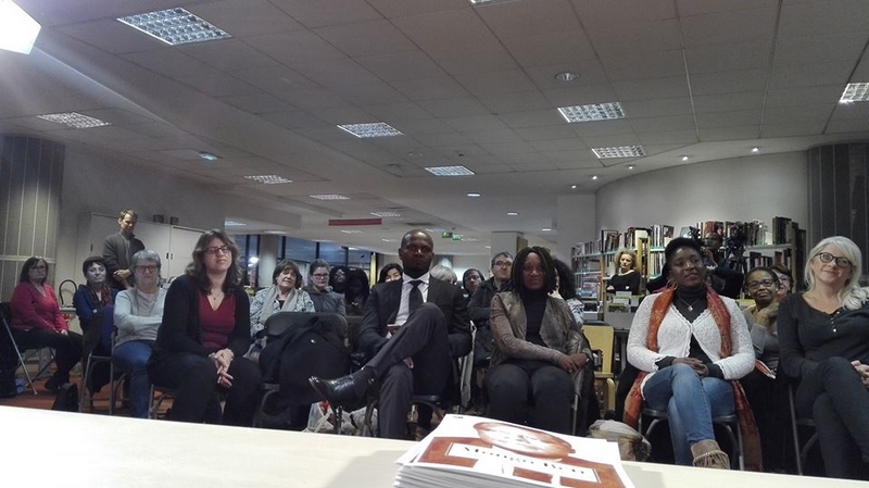 Session de Palabre autour des Arts dans la Médiathèque Landowski à Boulogne-Billancourt en France lors de la première journée du Festival Afrique en Scène