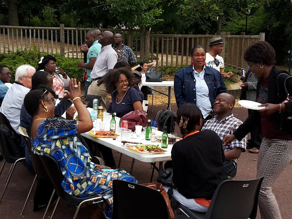 Participants à la guinguette africaine de Suresnes